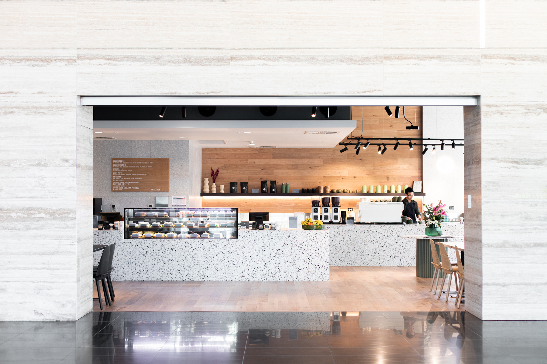 STGEORGE-capitaleatery-200805-5566-LR